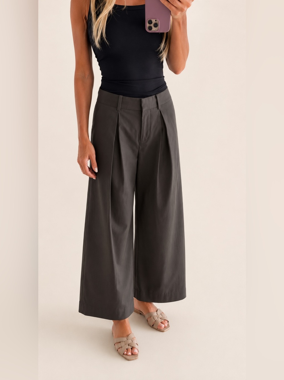 Aritzia Middlebury Pant Chino NWT Size 00 Dark Olive Sold Out